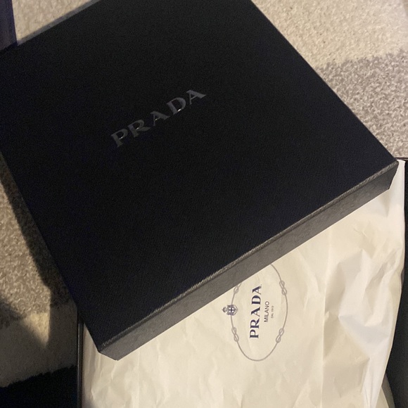 Prada reissue mini saffiano - Picture 4 of 5